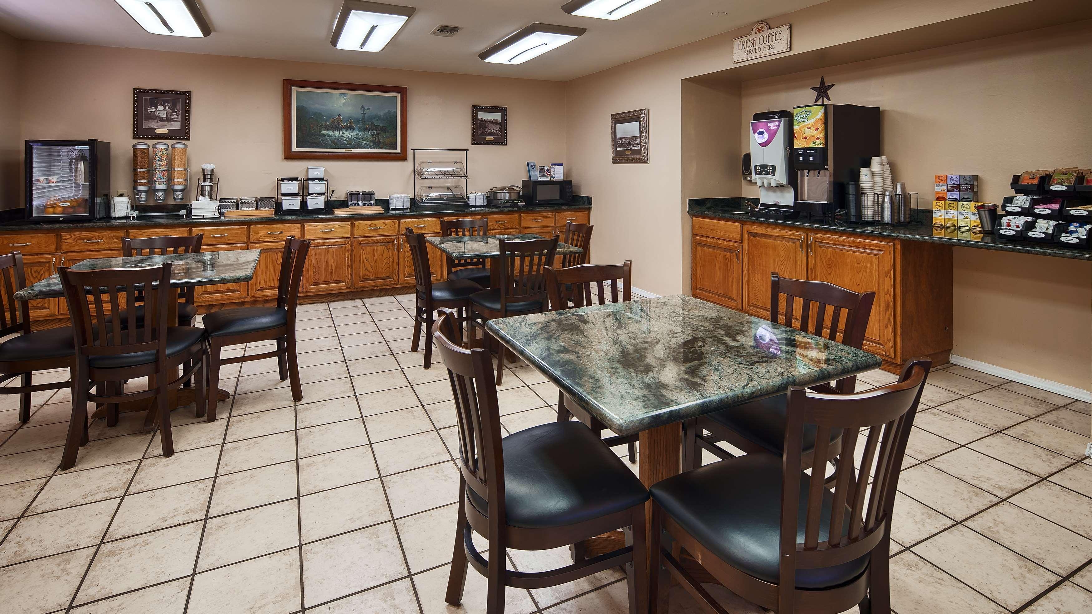 Best Western Plus Main Street Inn Brawley Buitenkant foto