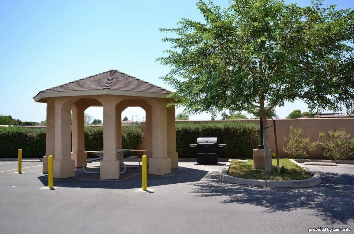 Best Western Plus Main Street Inn Brawley Buitenkant foto